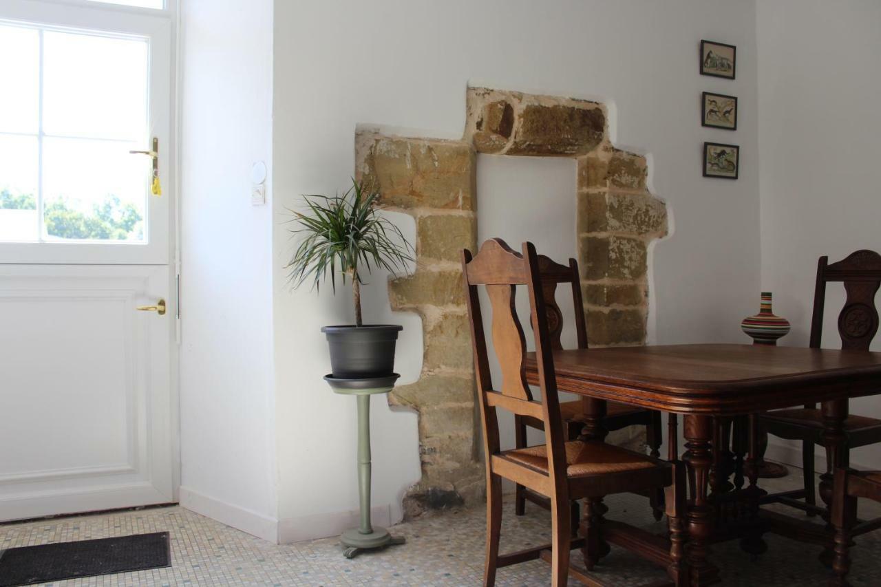 The Old Forge Apartment La Rouaudiere Luaran gambar
